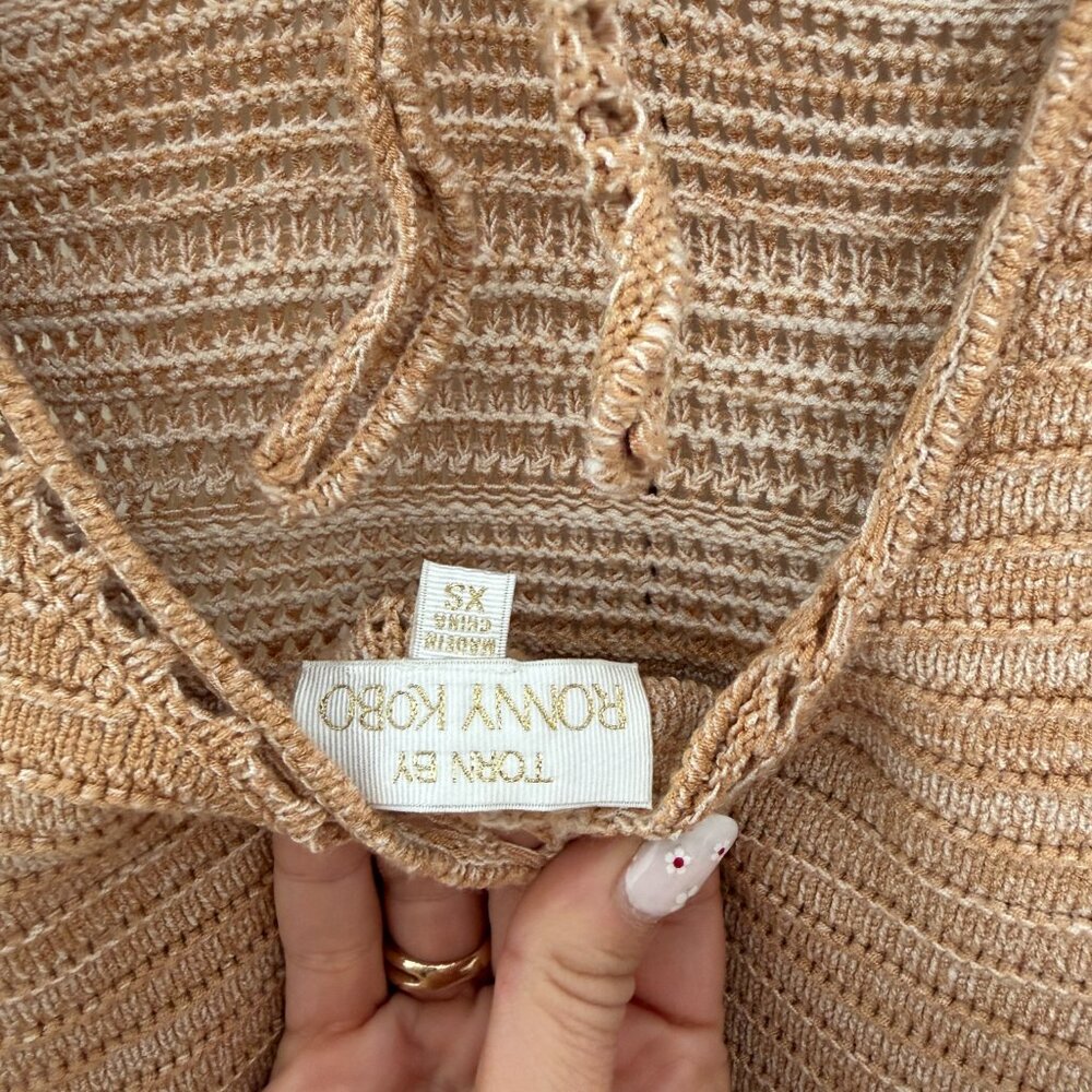 Beige Crochet Knit Backless Maxi Dress - Picture 5 of 8
